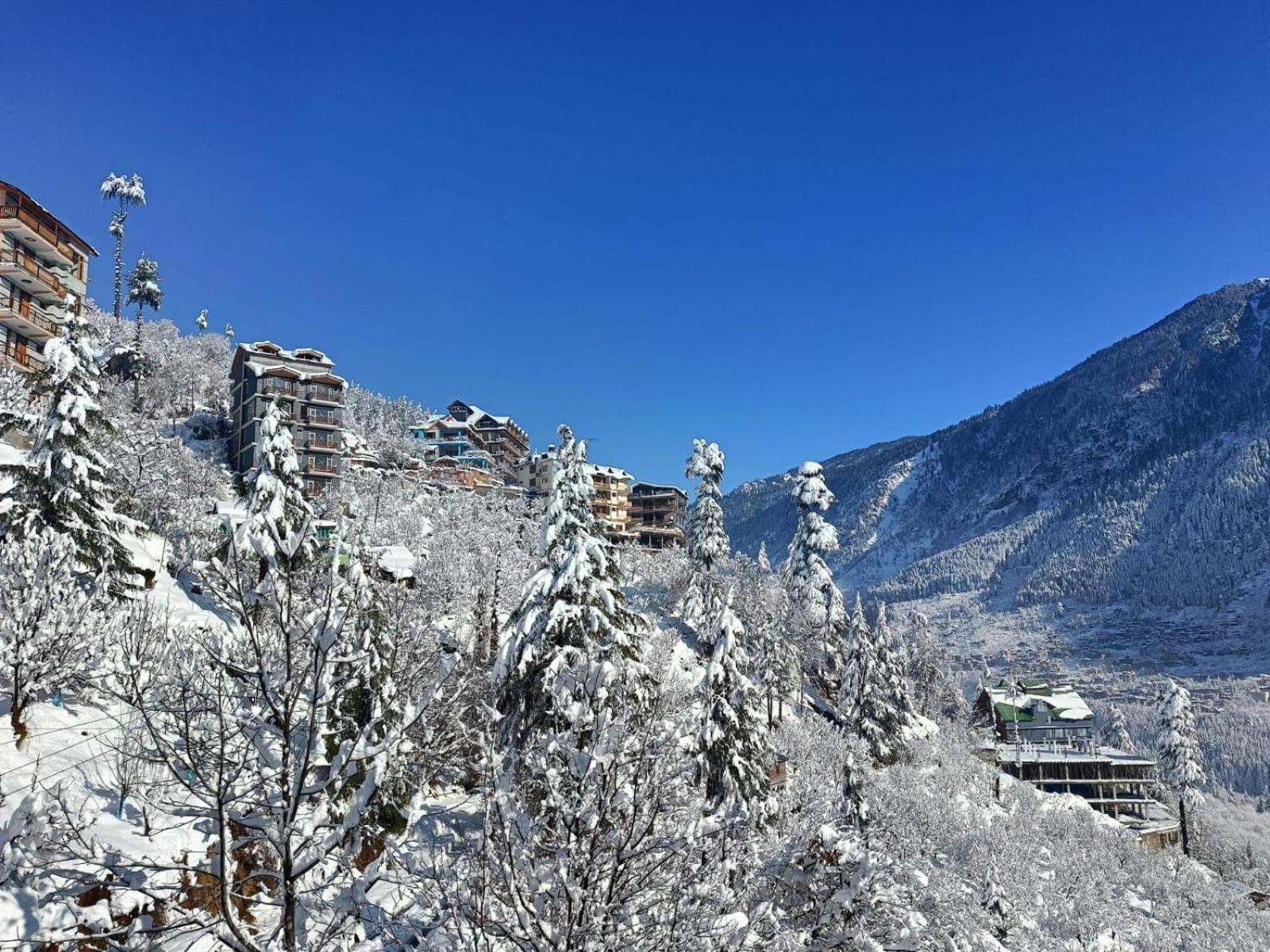 Hotel Seven Hills Manali Manāli Exterior foto