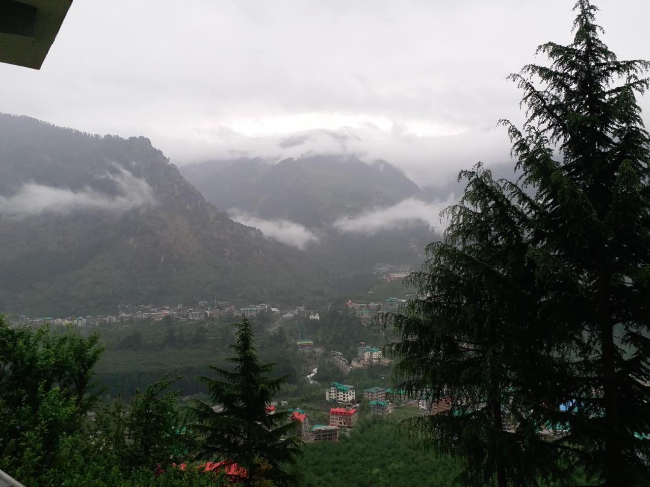 Hotel Seven Hills Manali Manāli Exterior foto