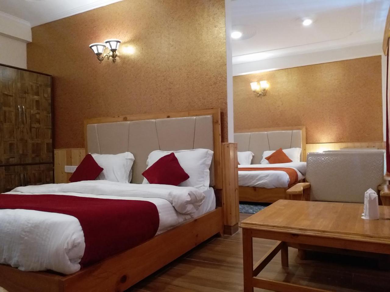 Hotel Seven Hills Manali Manāli Exterior foto